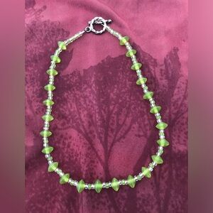 Green resin necklace